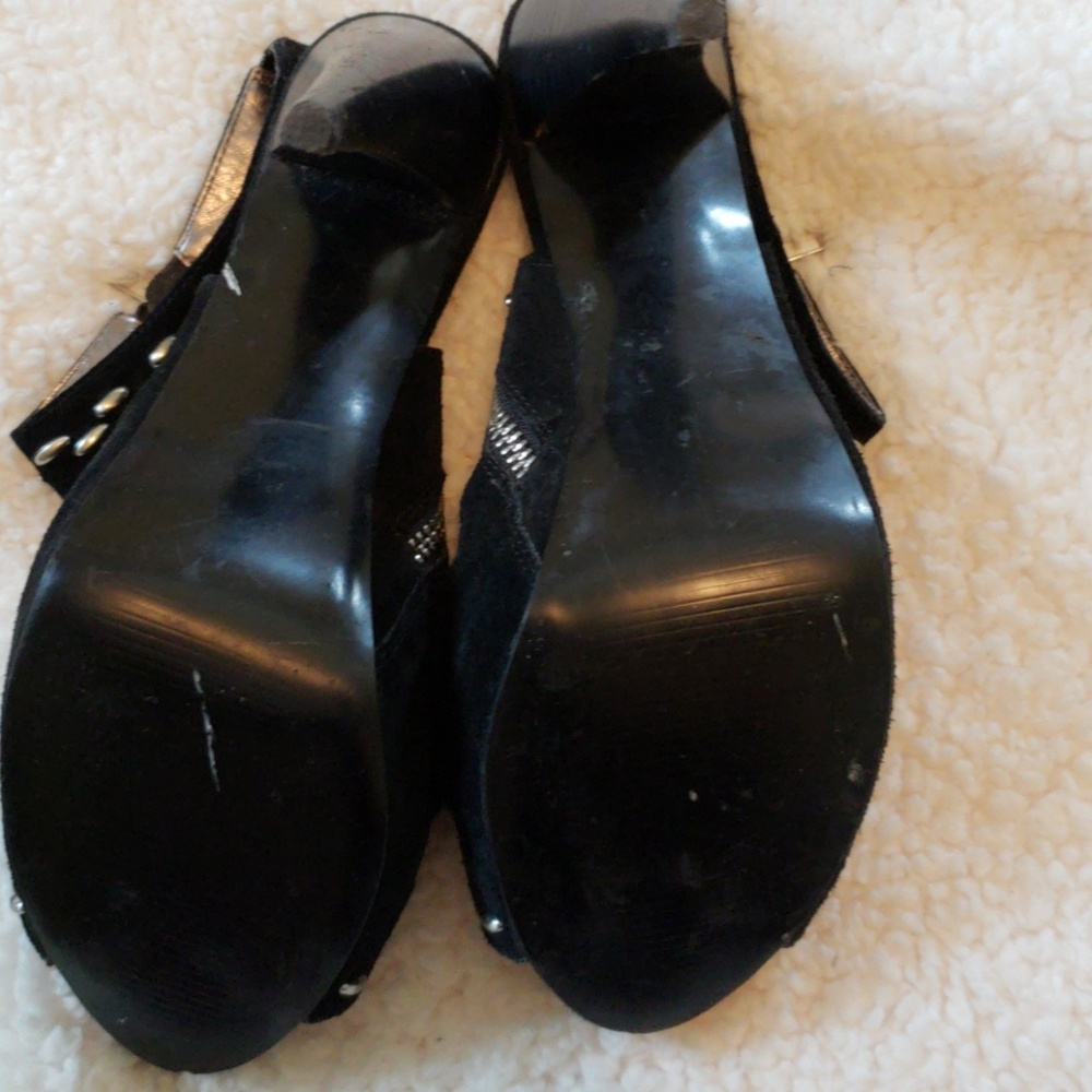 Bcbg womens shoes - Picture 2 of 4
